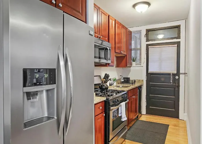 Apartment 1br Calm & Cozy In Lincoln Square - Eastwood 2s