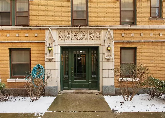 1br Calm & Cozy In Lincoln Square - Eastwood 2s Apartment *